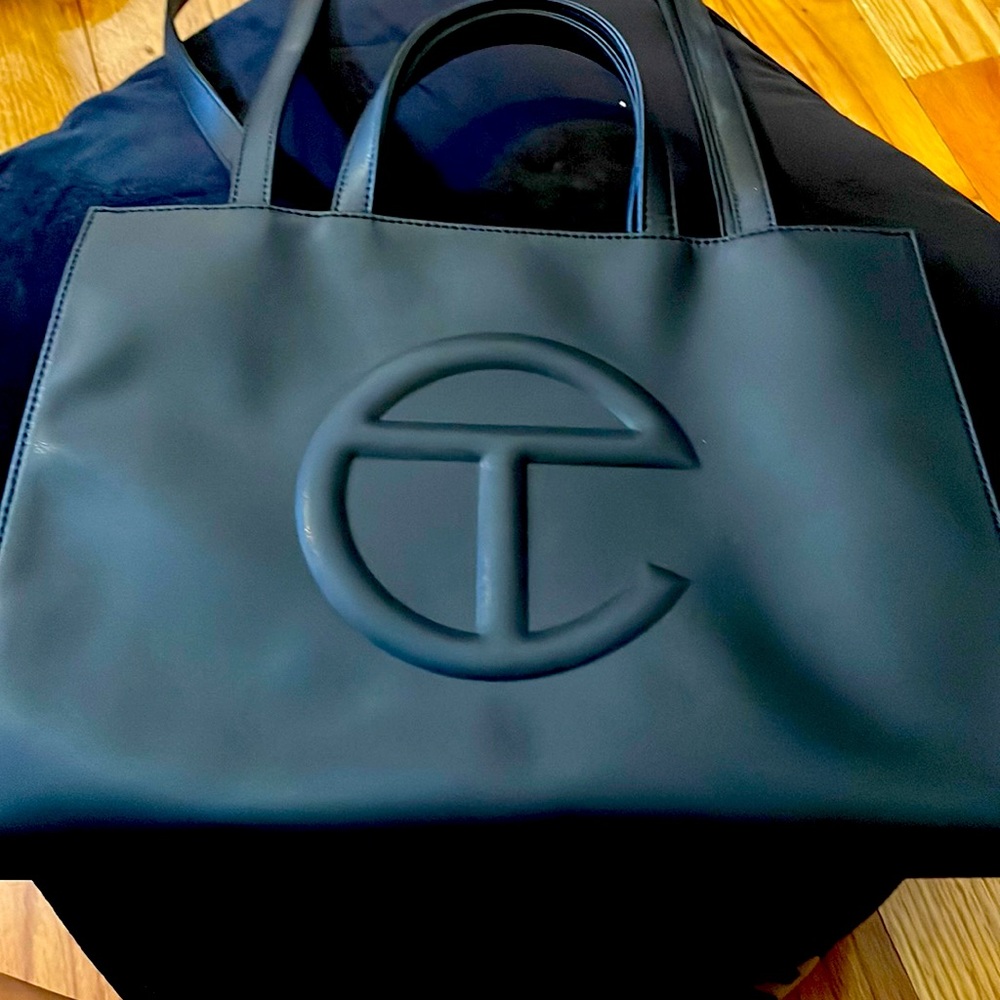 Telfar Medium Tote Bag - Black